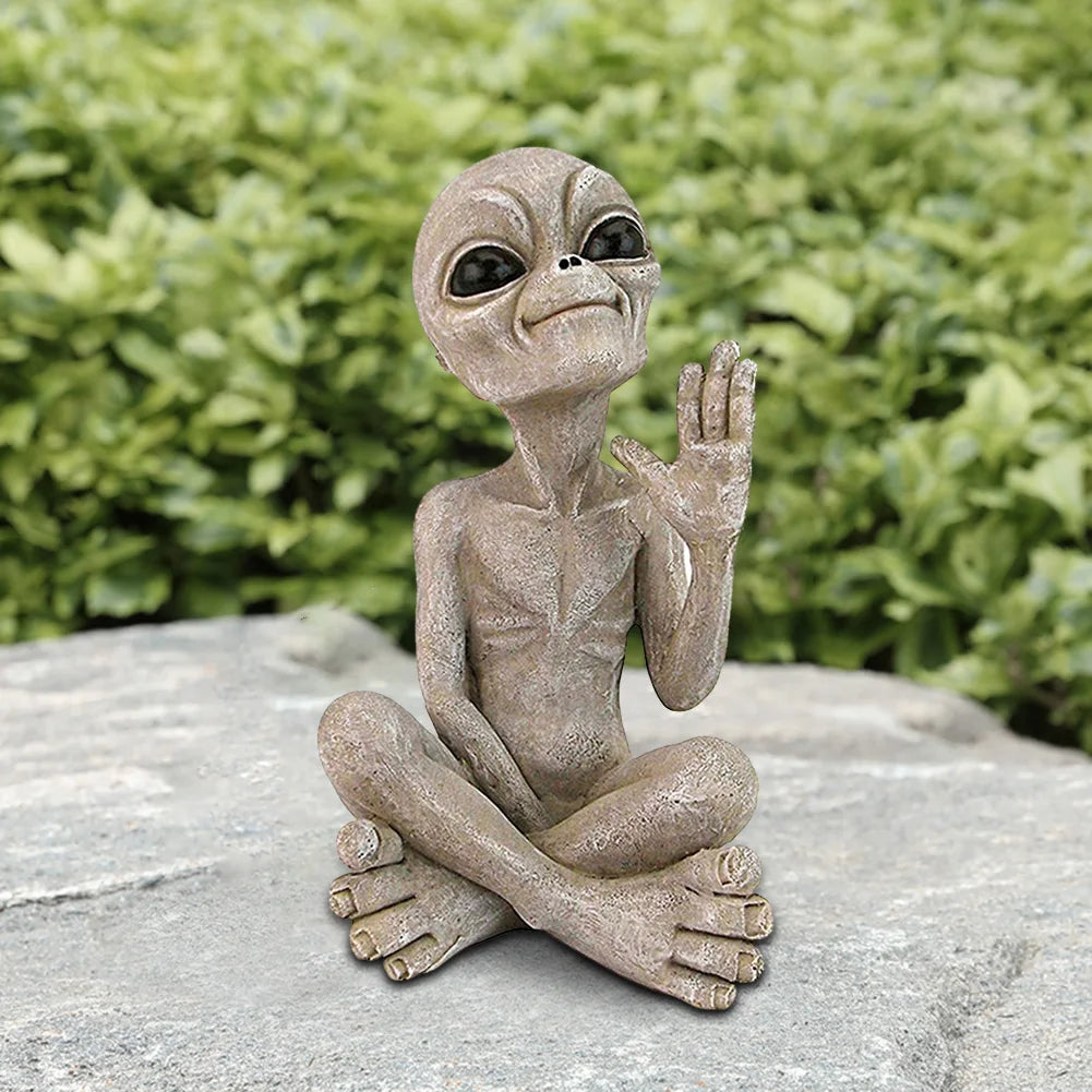 DIY Alien Martians Sculpture Resin Miniature Alien