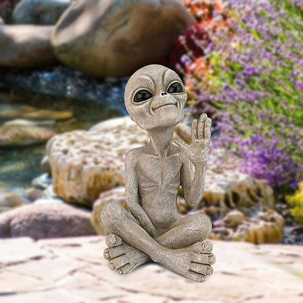 DIY Alien Martians Sculpture Resin Miniature Alien