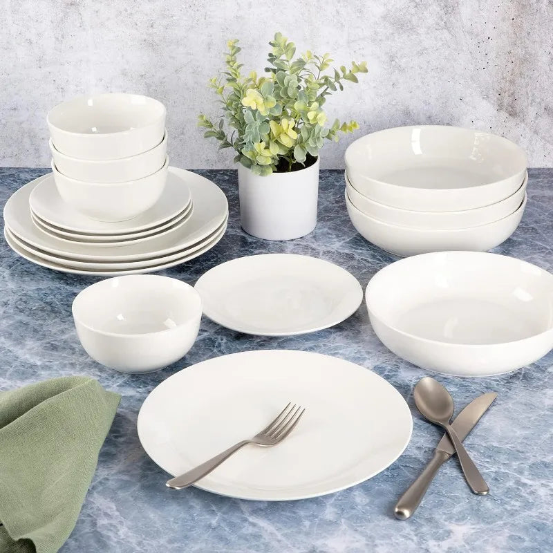 16 Piece Dinnerware White /Black Rim